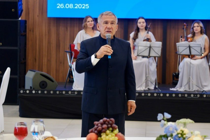 На ТНФ-2025 прошел деловой завтрак Газпромбанка