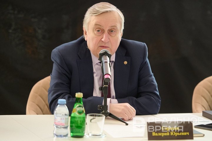 Айрат Нурутдинов: по мобильной связи ситуация более сложная