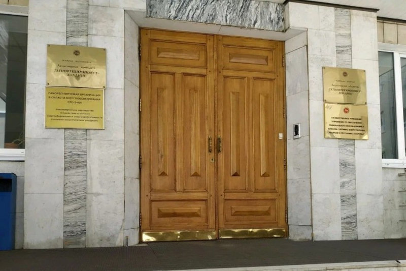 Бизнес-обзор: Альмир Михеев разошелся с партнером, в ПЖКХ переписывают активы