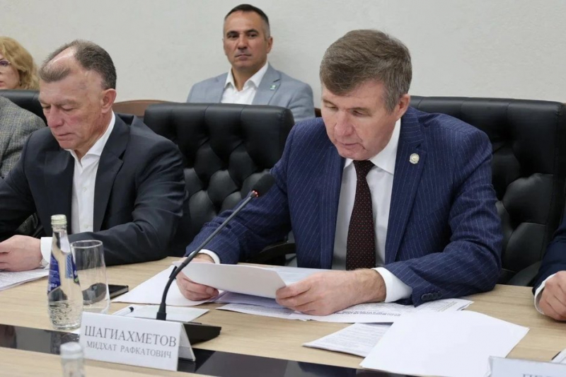 «Значит, теряем рынок»: зачем Мидхат Шагиахметов едет в муниципалитеты