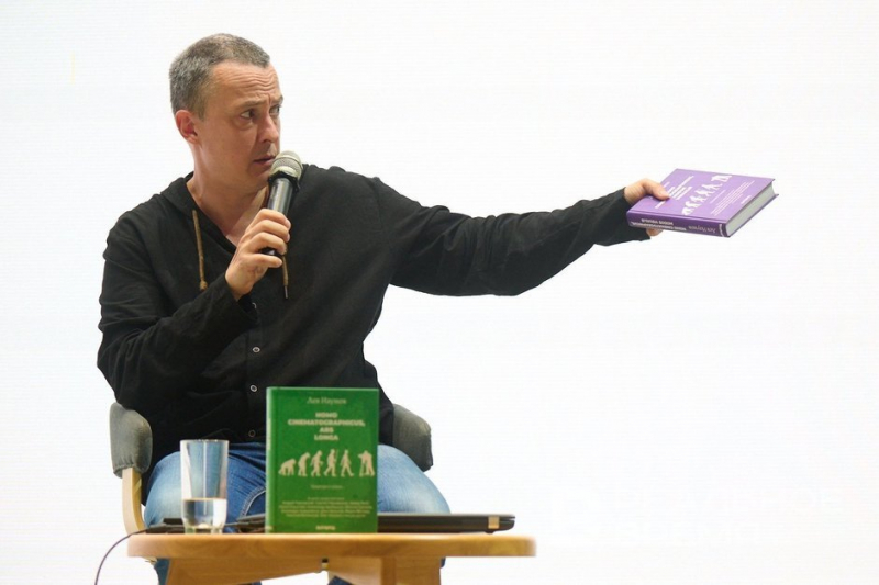 Лев Наумов: «Мы плачем из-за световых пятен на целлулоиде»