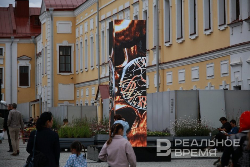Андалузская музыка и беседы о патриархате