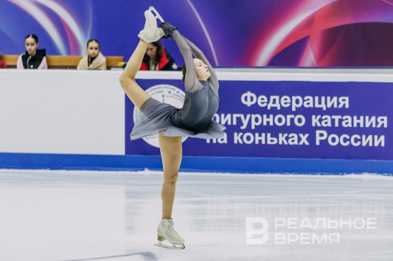 Муравьева без тренера, первое золото Нелюбовой, Семененко — с разгромным преимуществом